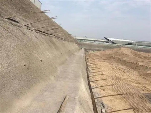瑶海河道边坡加固